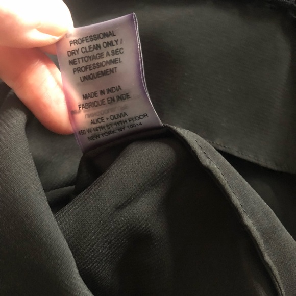 New with tags Alice + Olivia black sequin embellished party top sz XS - Picture 7 of 7